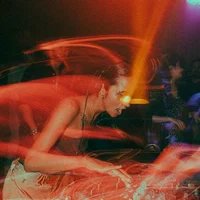 lady_ruffelin's display picture